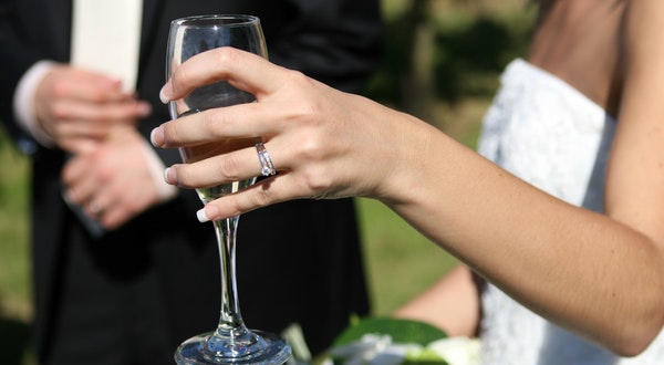 Jewlr 3D Prints Megan Markle's Engagement Ring For a Fraction Of The Price